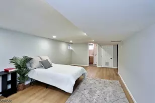 39 Grant Pl, Irvington, NJ 07111 - Photo 25