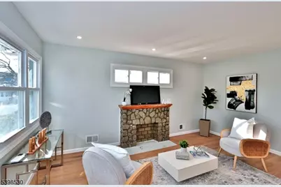 39 Grant Place, Irvington, NJ 07111 - Photo 3