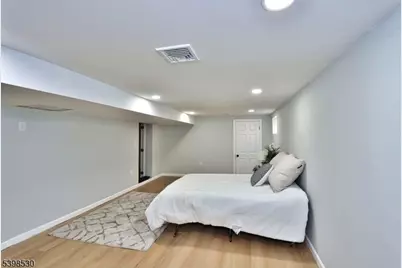 39 Grant Place, Irvington, NJ 07111 - Photo 23