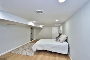 39 Grant Pl, Irvington, NJ 07111 - Photo 23