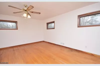 47 Brookside Dr, Warren Township, NJ 07059 - Photo 11