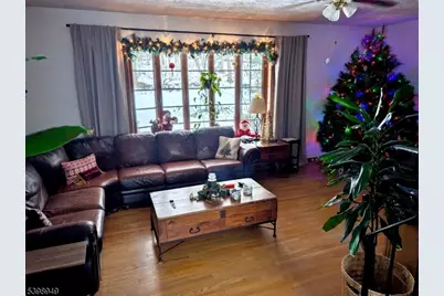 47 Brookside Dr, Warren Township, NJ 07059 - Photo 5