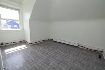 26-28 Treacy Ave 3rd Floor #1, Newark, NJ 07108 - Photo 7