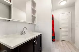 10 14Almira St, Bloomfield, NJ 07003 - Photo 5