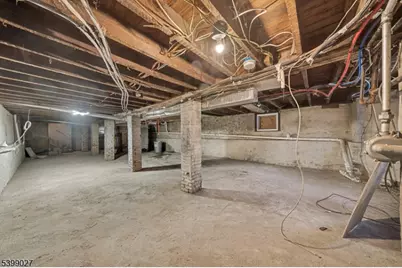 110 N 17th St, East Orange, NJ 07017 - Photo 27