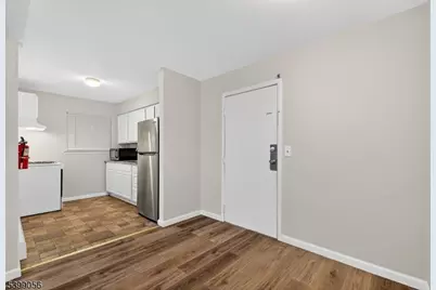 401 US Highway 22 #D, North Plainfield, NJ 07060 - Photo 3