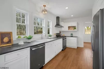 200 Mountainside Rd, Mendham, NJ 07945 - Photo 9