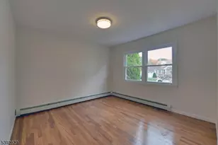 29 Winifred Dr, Totowa, NJ 07512 - Photo 21