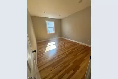 474 10th Ave #303, Paterson, NJ 07514 - Photo 11