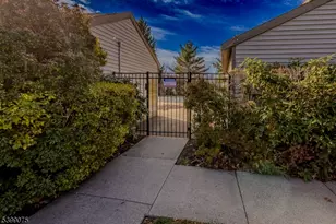 17 Sam Bonnell Dr, Union Township, NJ 08809 - Photo 27