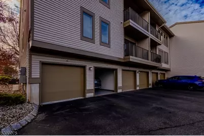 17 Sam Bonnell Dr #17, Union Township, NJ 08809 - Photo 25