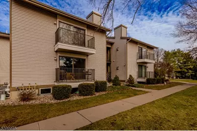 17 Sam Bonnell Dr #17, Union Township, NJ 08809 - Photo 3