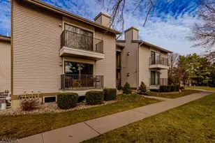 17 Sam Bonnell Dr, Union Township, NJ 08809 - Photo 3