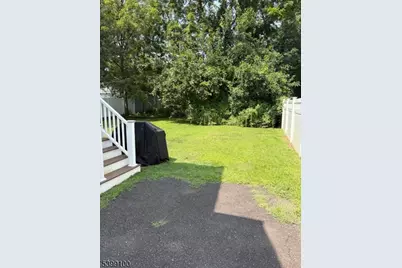 634 W Broad St, Westfield, NJ 07090 - Photo 3