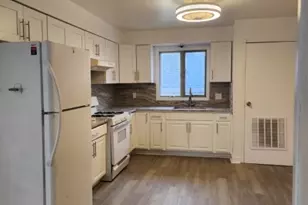 62 Davenport Ave, Newark, NJ 07107 - Photo 1