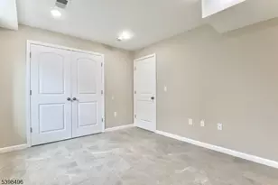 32 Garibaldi Ave, Newark, NJ 07114 - Photo 11