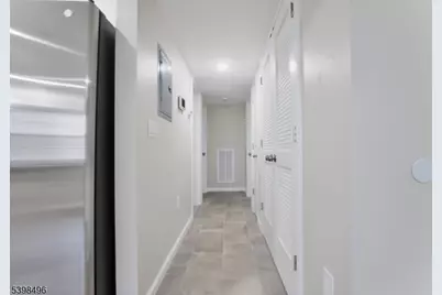 32 Garibaldi Ave #1, Newark, NJ 07114 - Photo 5