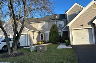 89 Violet Ct, Readington, NJ 08889 - Photo 3