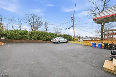 162 Walnut St, Montclair, NJ 07042 - Photo 17