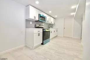 216 Peshine Ave, Newark, NJ 07108 - Photo 43