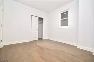 216 Peshine Ave, Newark, NJ 07108 - Photo 9