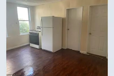 520 E 24th St #1, Paterson, NJ 07514 - Photo 3