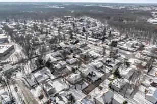 49 Good Luck St, Edison Twp., NJ 08820 - Photo 33