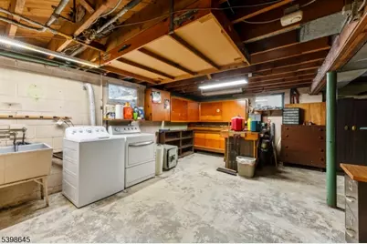 49 Goodluck St, Edison Twp., NJ 08820 - Photo 21