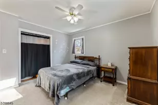 49 Good Luck St, Edison Twp., NJ 08820 - Photo 13