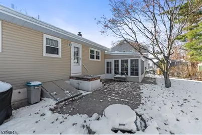 49 Goodluck St, Edison Twp., NJ 08820 - Photo 25