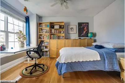 404 Brookview Ct, Hanover Township, NJ 07981 - Photo 9