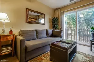 404 Brookview Ct, Hanover Township, NJ 07981 - Photo 7