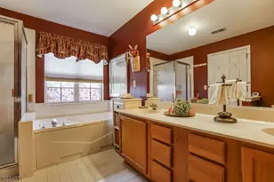 404 Brookview Ct, Hanover Township, NJ 07981 - Photo 13