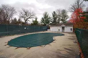 404 Brookview Ct, Hanover Township, NJ 07981 - Photo 19