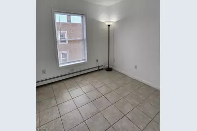 83 Wayne Ave, Paterson, NJ 07522 - Photo 9