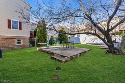 79 Crane St, Newark, NJ 07104 - Photo 45