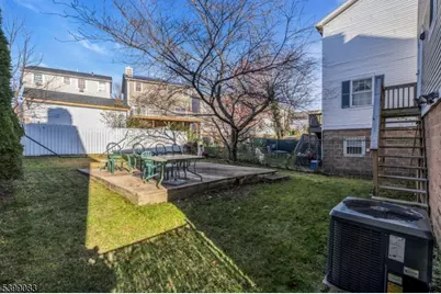 79 Crane St, Newark, NJ 07104 - Photo 41