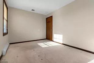 79 Crane St, Newark, NJ 07104 - Photo 29