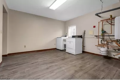 79 Crane St, Newark, NJ 07104 - Photo 23