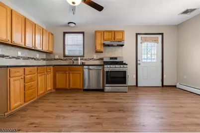 79 Crane St, Newark, NJ 07104 - Photo 17