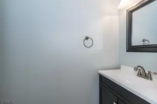 32 Sam Bonnell Dr, Union Township, NJ 08809 - Photo 25