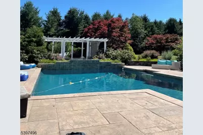 167 Douglas Rd, Bernards Township, NJ 07931 - Photo 3