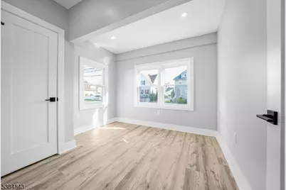 100 Kansas St #1, Hackensack, NJ 07601 - Photo 9