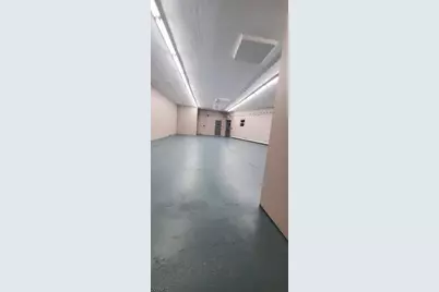 668 Forest St, Orange, NJ 07050 - Photo 17