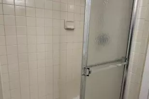 58 Canterbury Cir, Franklin Township, NJ 08873 - Photo 5