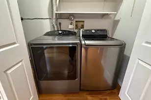 58 Canterbury Cir, Franklin Township, NJ 08873 - Photo 3