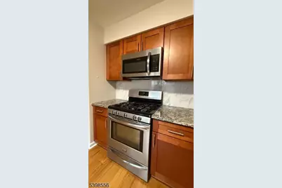 58 Canterbury Cir #58, Franklin Township, NJ 08873 - Photo 15