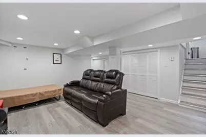 74 Kipp Ave, Hasbrouck Heights, NJ 07604 - Photo 21