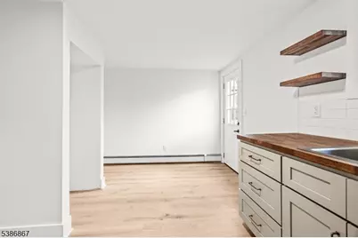 195 Chambers St, Phillipsburg, NJ 08865 - Photo 13