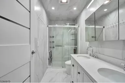 85 Francisco Ave, Little Falls Township, NJ 07424 - Photo 23